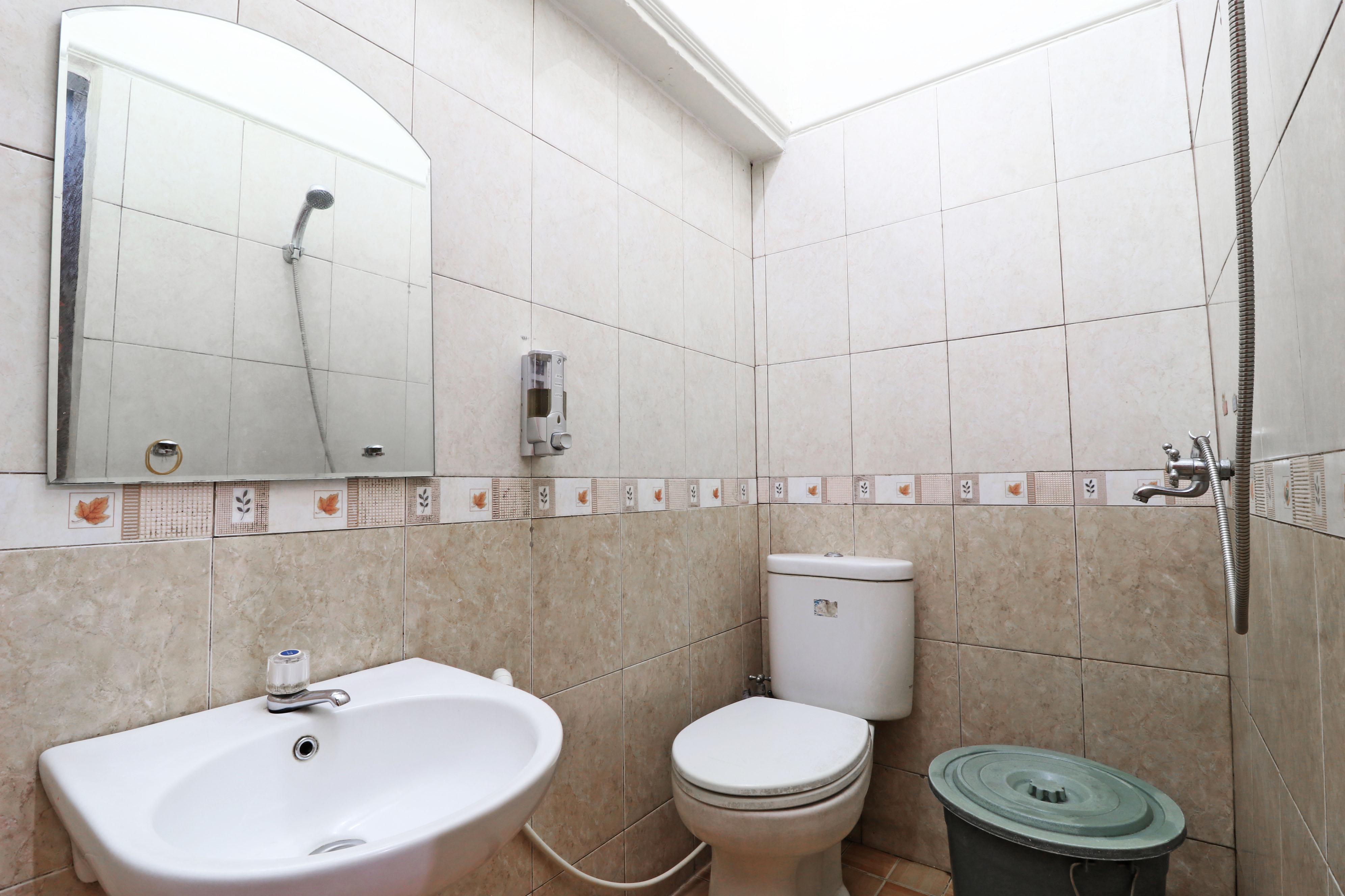 Hotel Sumatera Medan Buitenkant foto